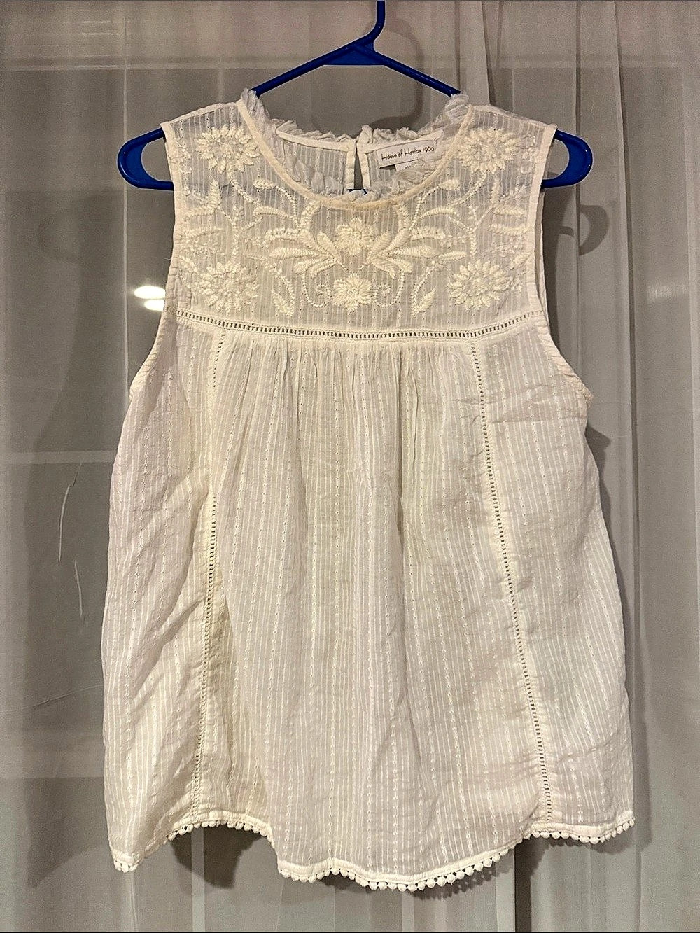 House of Harlow 1960 Embroidered Floral Blouse in White Like New